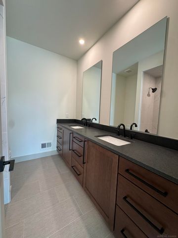 13999 Arthur Court, Washington Twp, MI 48094