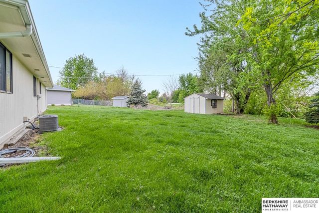 2250 Sunrise Drive, Blair, NE 68008