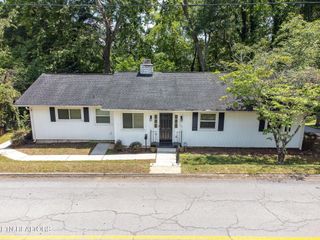 183 Outer Drive, Oak Ridge, TN 37830