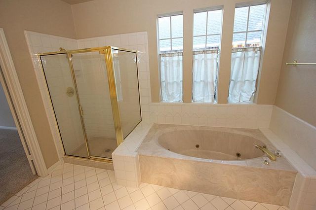 1615 Green Leaf Oaks Drive, Sugar Land, TX 77479