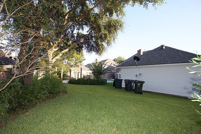 1615 Green Leaf Oaks Drive, Sugar Land, TX 77479