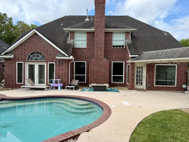 1615 Green Leaf Oaks Drive, Sugar Land, TX 77479