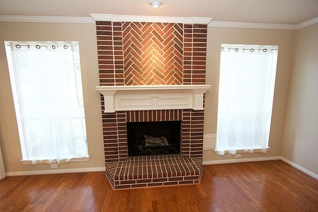1615 Green Leaf Oaks Drive, Sugar Land, TX 77479