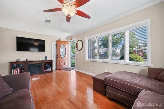 414 fairview Avenue, Colonia, NJ 07067