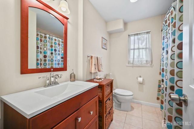 414 fairview Avenue, Colonia, NJ 07067