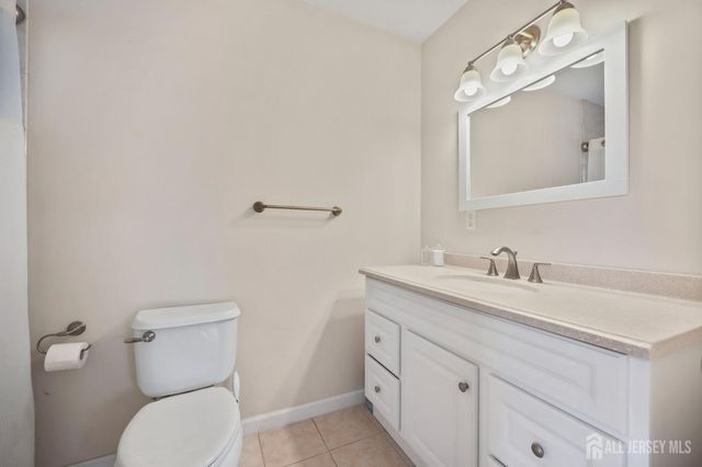 414 fairview Avenue, Colonia, NJ 07067