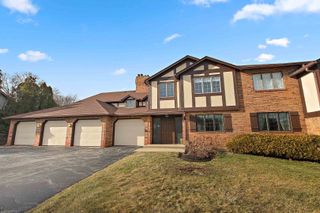 13212 S Oak Hills Parkway 1A, Palos Heights, IL 60463