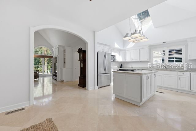 49 Widewater Rd, Hilton Head Island, SC 29926