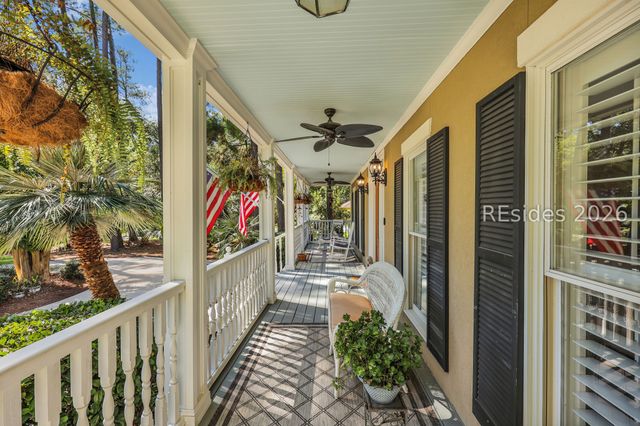 49 Widewater Rd, Hilton Head Island, SC 29926