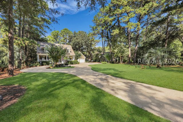 49 Widewater Rd, Hilton Head Island, SC 29926