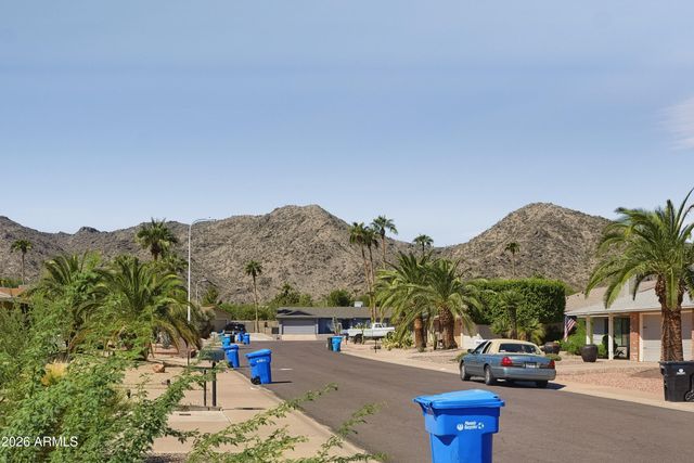4261 E Yawepe Street, Phoenix, AZ 85044