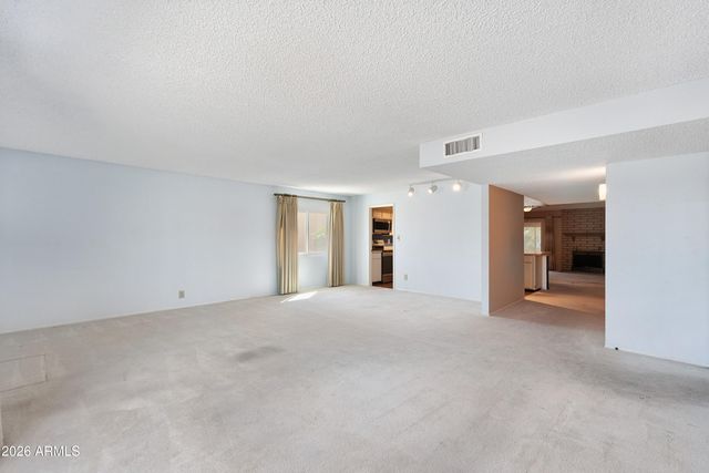 4261 E Yawepe Street, Phoenix, AZ 85044