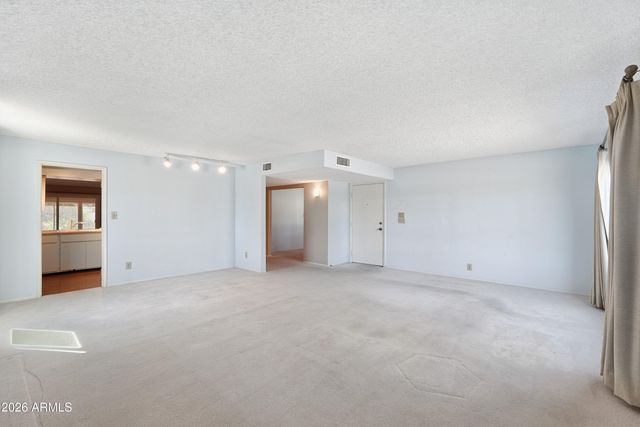 4261 E Yawepe Street, Phoenix, AZ 85044
