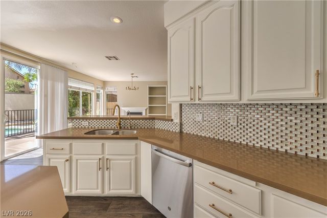 1717 Double Arch Court, Las Vegas, NV 89128