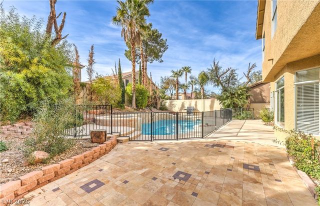 1717 Double Arch Court, Las Vegas, NV 89128