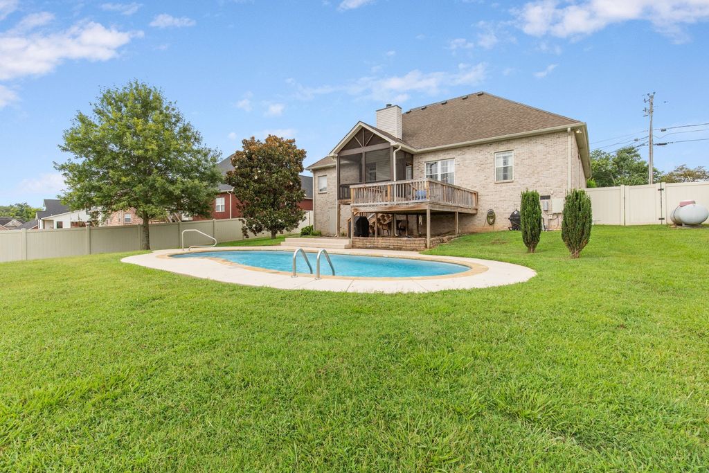 1008 Rhett Pl, Lebanon, TN 37087