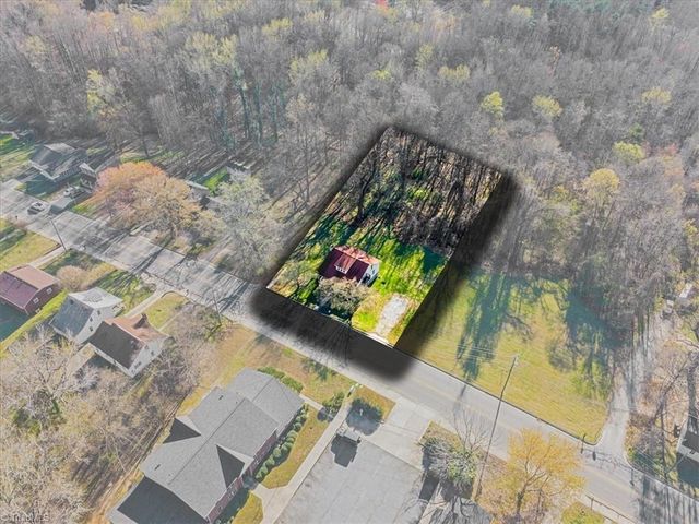 1060 N Scales Street, Reidsville, NC 27320