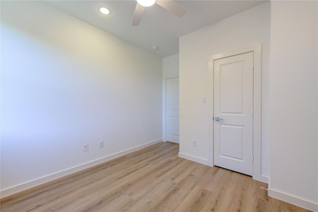 7120 Eastwood Street, Houston, TX 77021