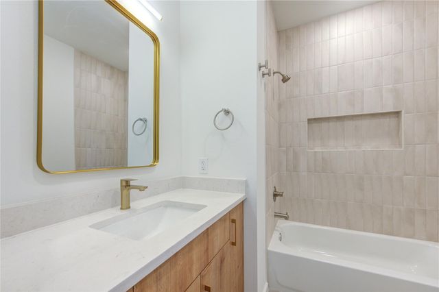 7120 Eastwood Street, Houston, TX 77021