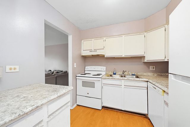 1900 Canal Street 2a, Blue Island, IL 60406