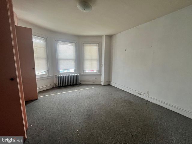 600 W CHEW AVE, Philadelphia, PA 19120