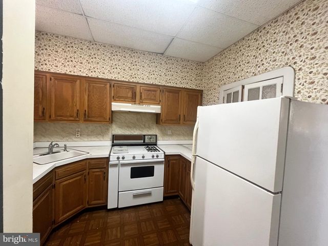 600 W CHEW AVE, Philadelphia, PA 19120