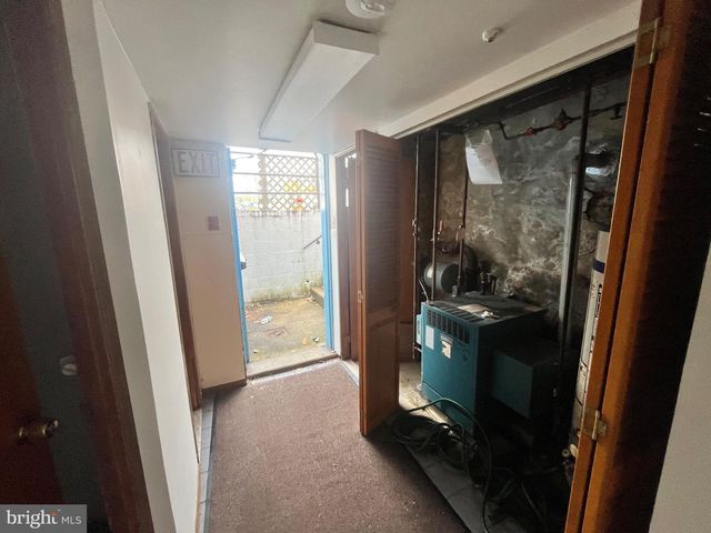 600 W CHEW AVE, Philadelphia, PA 19120