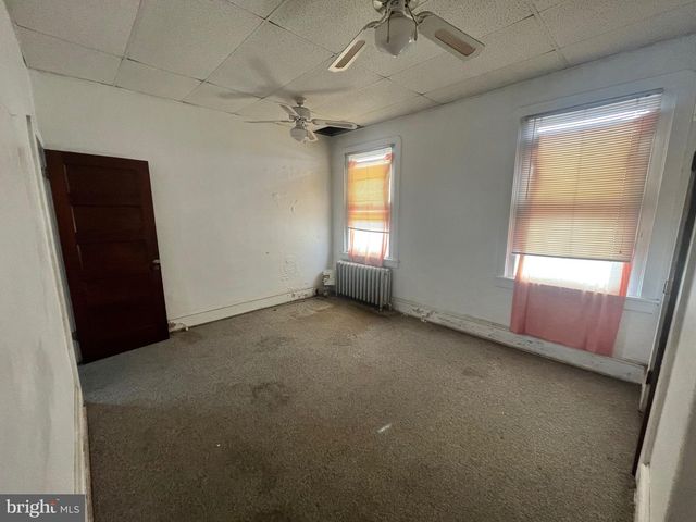 600 W CHEW AVE, Philadelphia, PA 19120