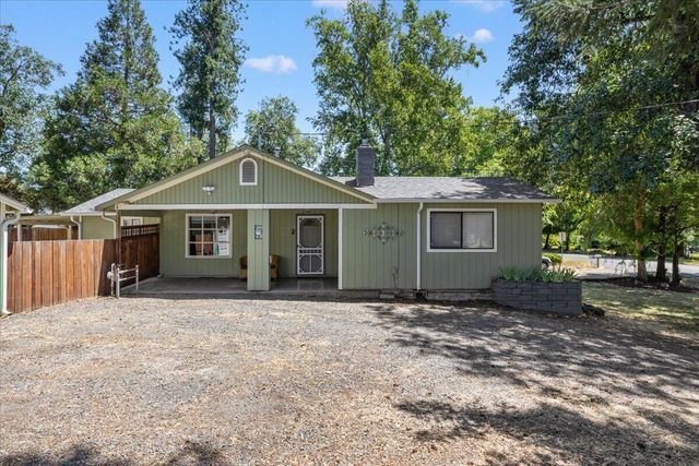 1950 SE Portola Drive, Grants Pass, OR 97526