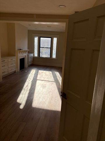 1672 Beacon St 2A, Brookline, MA 02446