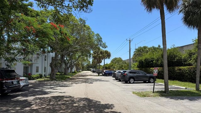 415 Executive Center Drive 203, West Palm Beach, FL 33401