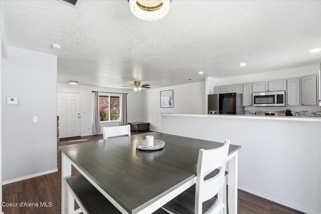 580 N Hydra PL, Post Falls, ID 83854