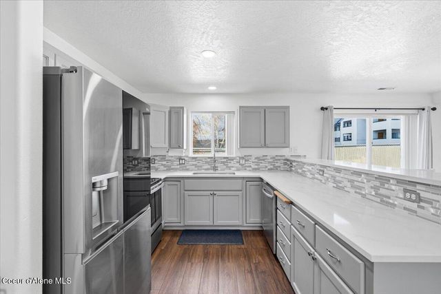 580 N Hydra PL, Post Falls, ID 83854