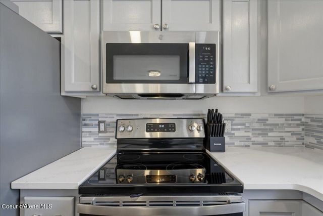 580 N Hydra PL, Post Falls, ID 83854