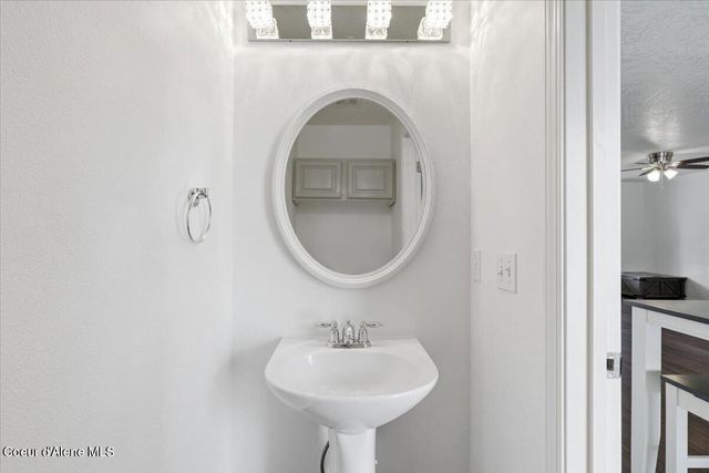 580 N Hydra PL, Post Falls, ID 83854