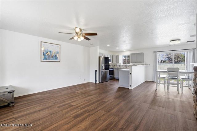 580 N Hydra PL, Post Falls, ID 83854