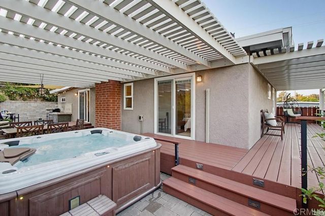 9279 Manor Drive, La Mesa, CA 91942