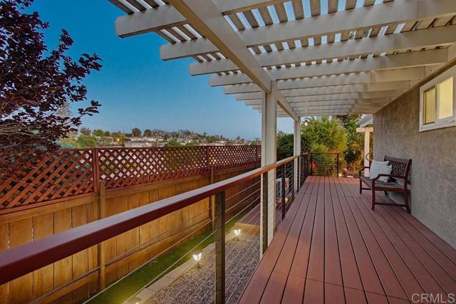 9279 Manor Drive, La Mesa, CA 91942