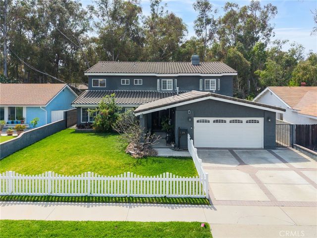 25062 Campo Rojo, Lake Forest, CA 92630
