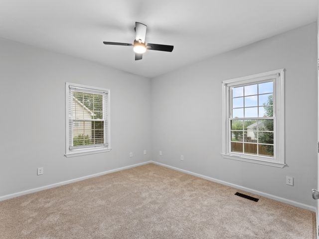 3708 Jay Ln, Spring Hill, TN 37174