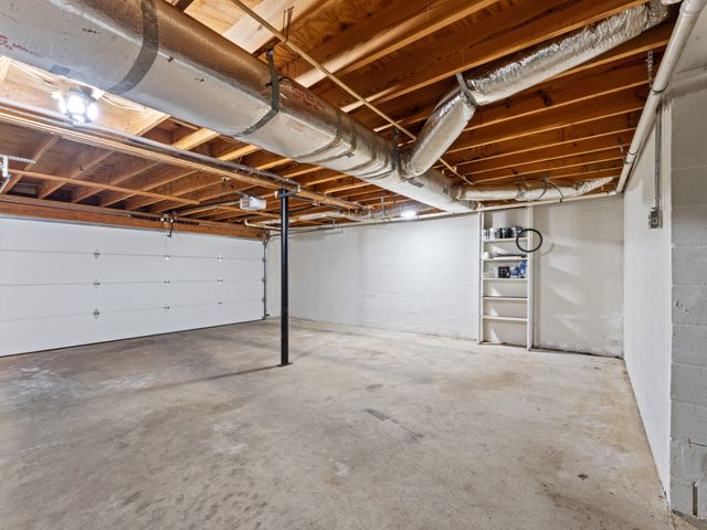3708 Jay Ln, Spring Hill, TN 37174