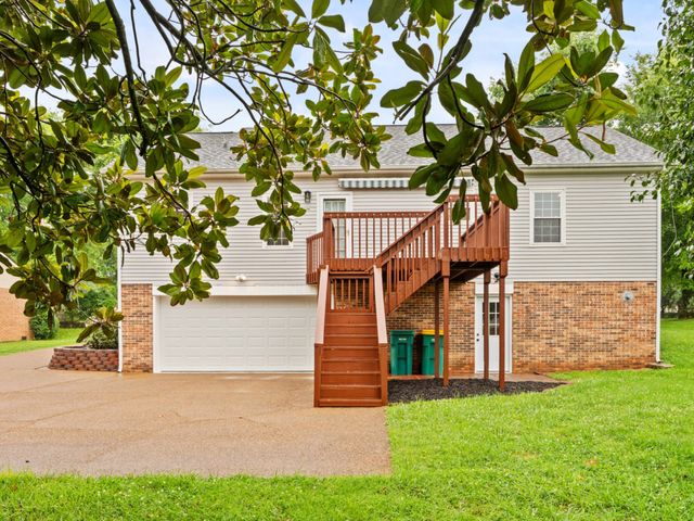 3708 Jay Ln, Spring Hill, TN 37174