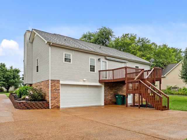 3708 Jay Ln, Spring Hill, TN 37174