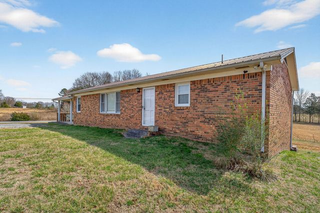 468 Green Hill Rd, Smithville, TN 37166