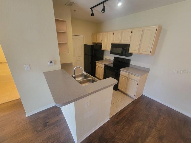 5709 LEGACY CRESCENT PLACE 103, Riverview, FL 33578