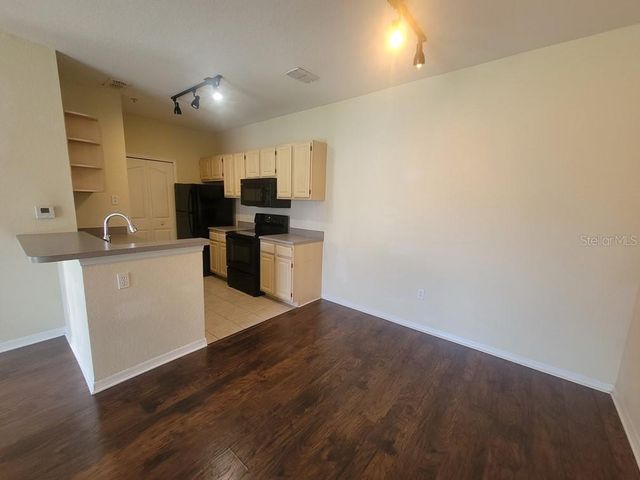 5709 LEGACY CRESCENT PLACE 103, Riverview, FL 33578