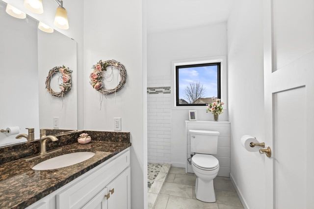 1401 Devon ROAD, Burlington, WI 53105