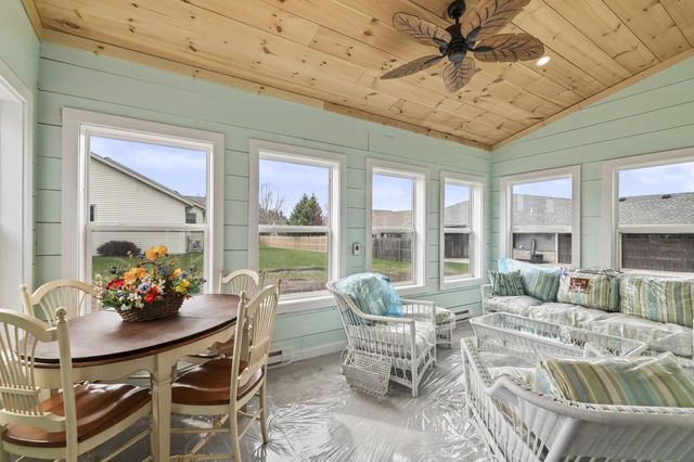 1401 Devon ROAD, Burlington, WI 53105