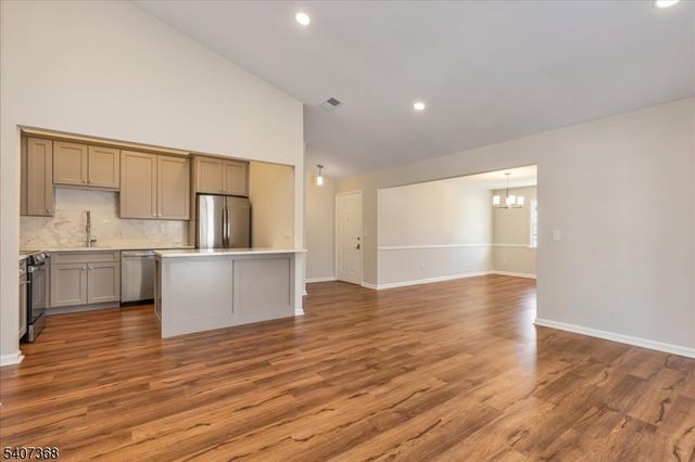 62 Smithfield Ct, Bernards Twp., NJ 07920