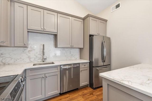 62 Smithfield Ct, Bernards Twp., NJ 07920